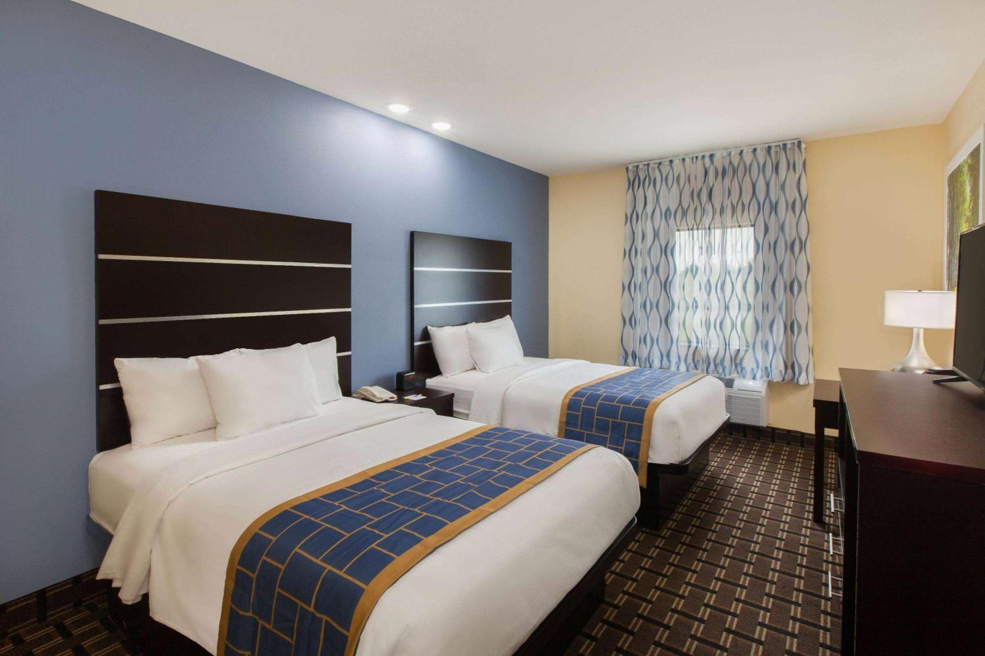 Days Inn By Wyndham Baton Rouge Airport Extérieur photo