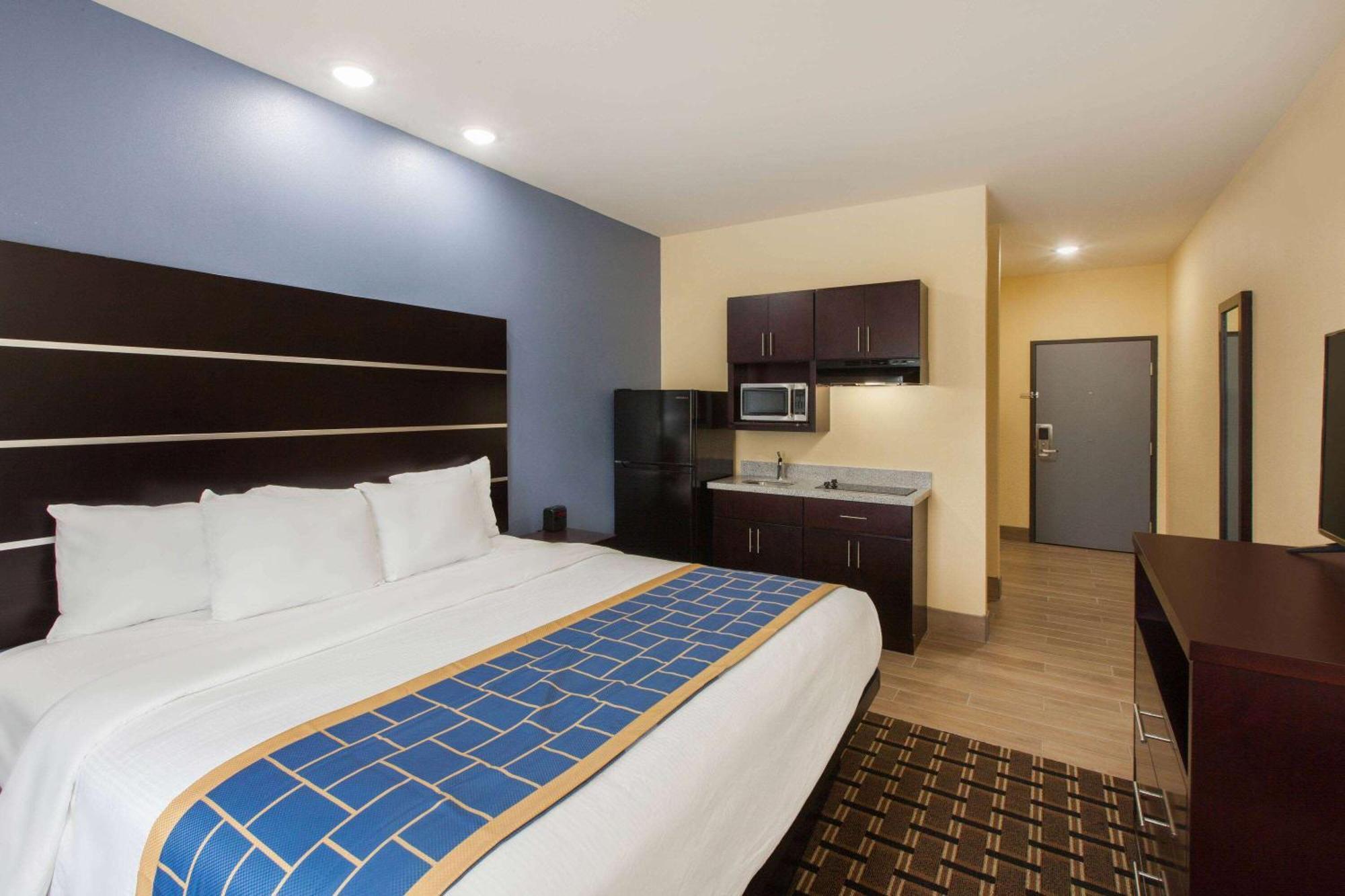 Days Inn By Wyndham Baton Rouge Airport Extérieur photo