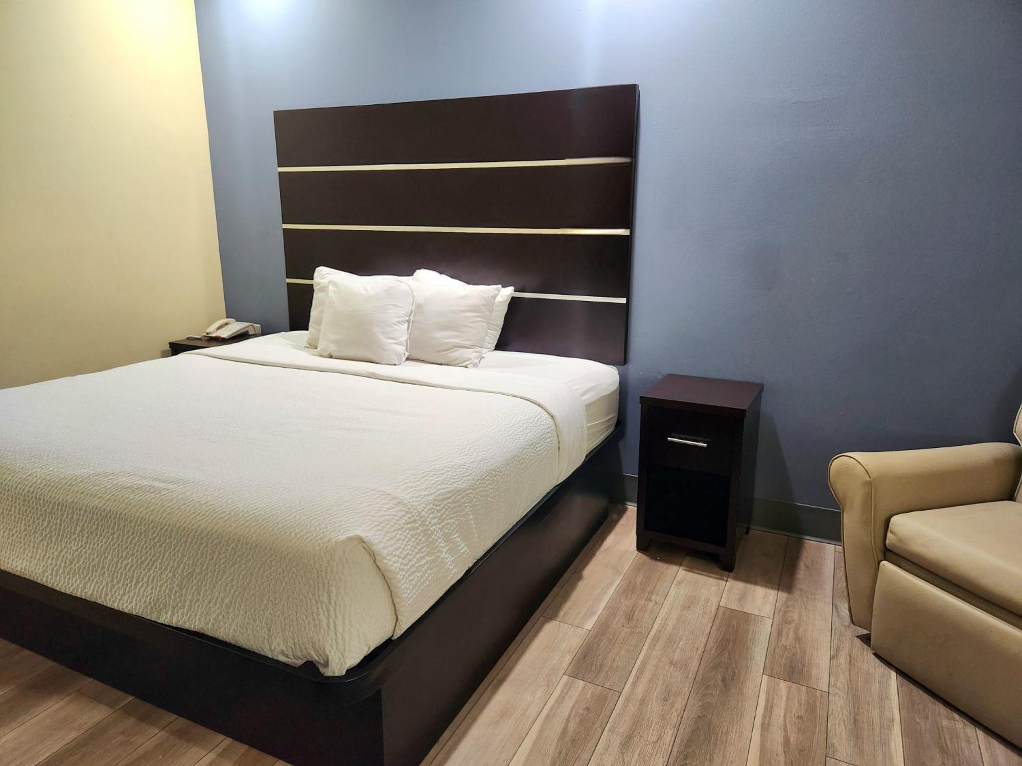 Days Inn By Wyndham Baton Rouge Airport Extérieur photo