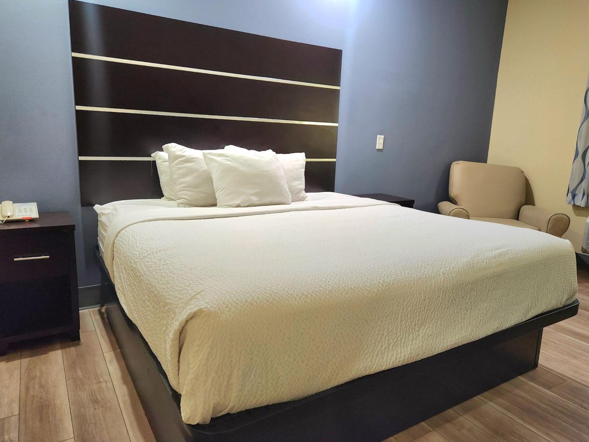 Days Inn By Wyndham Baton Rouge Airport Extérieur photo